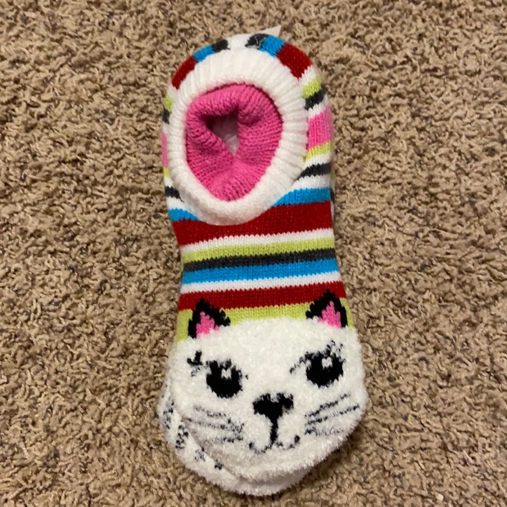 SO Brand cozy sock slippers